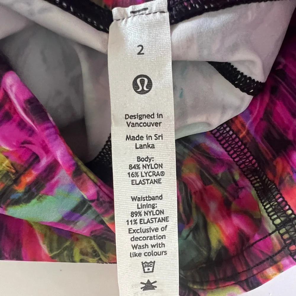 Lululemon Fast and Free High Rise Tight Hyper Flow Pink Multi Women’s Leggings